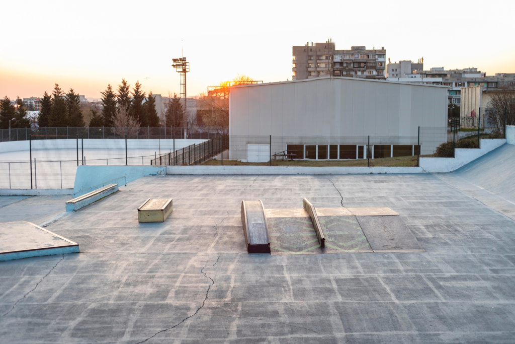 skateboard-rink-view.jpg skateboard-rink-view.jpg